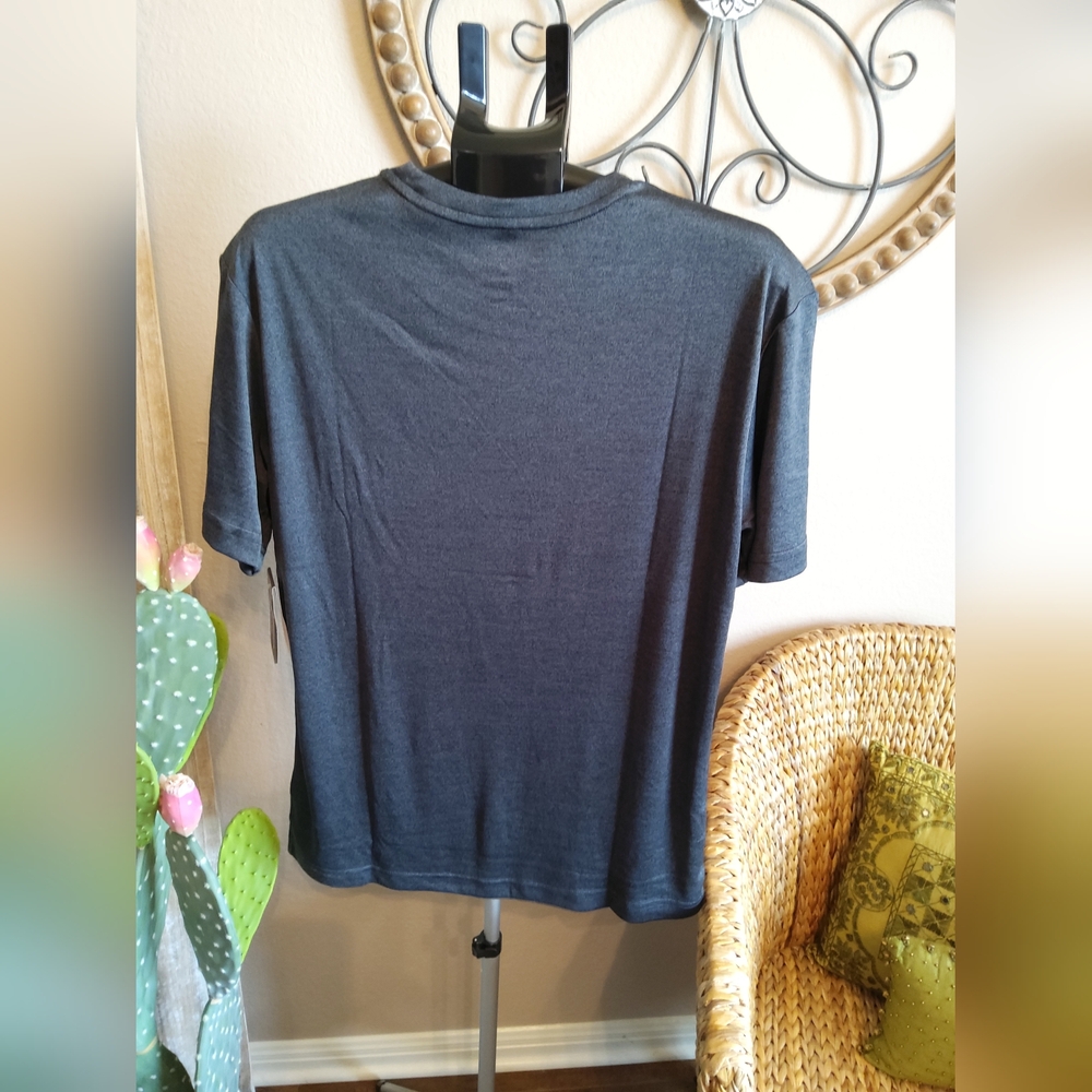 Reebok Men's Charcoal Tee - Picture 4 of 4